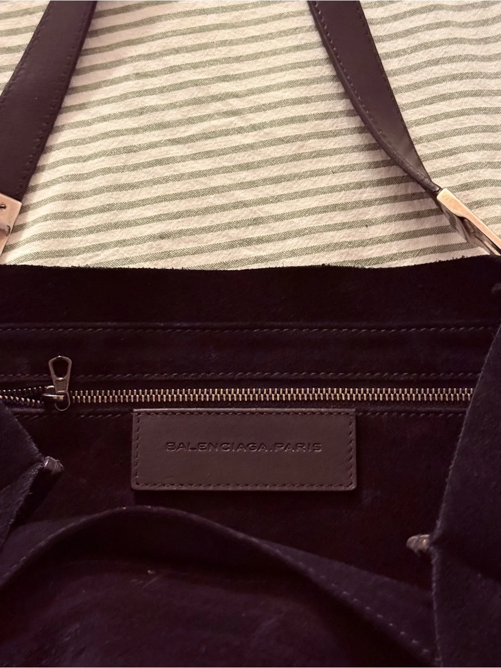 Balenciaga “Bazaar Shopper” tote (early-2000s)